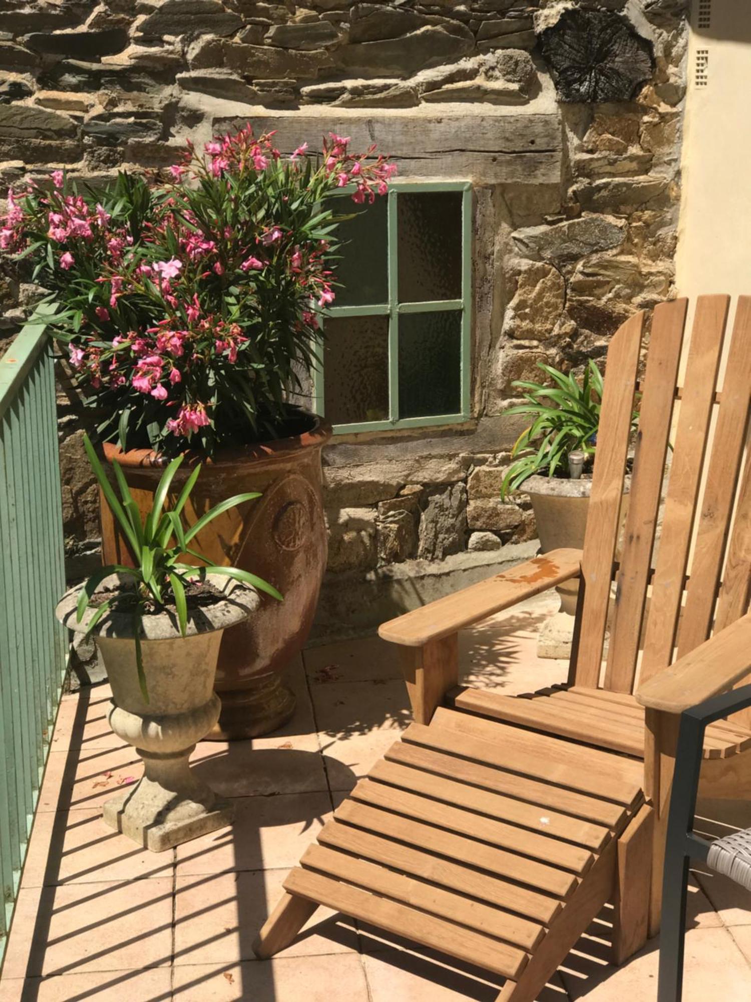 Appartement De 1634 Avec Balcon Au Sud Sur Jardin En Plein Coeur Historique Tréguier 외부 사진
